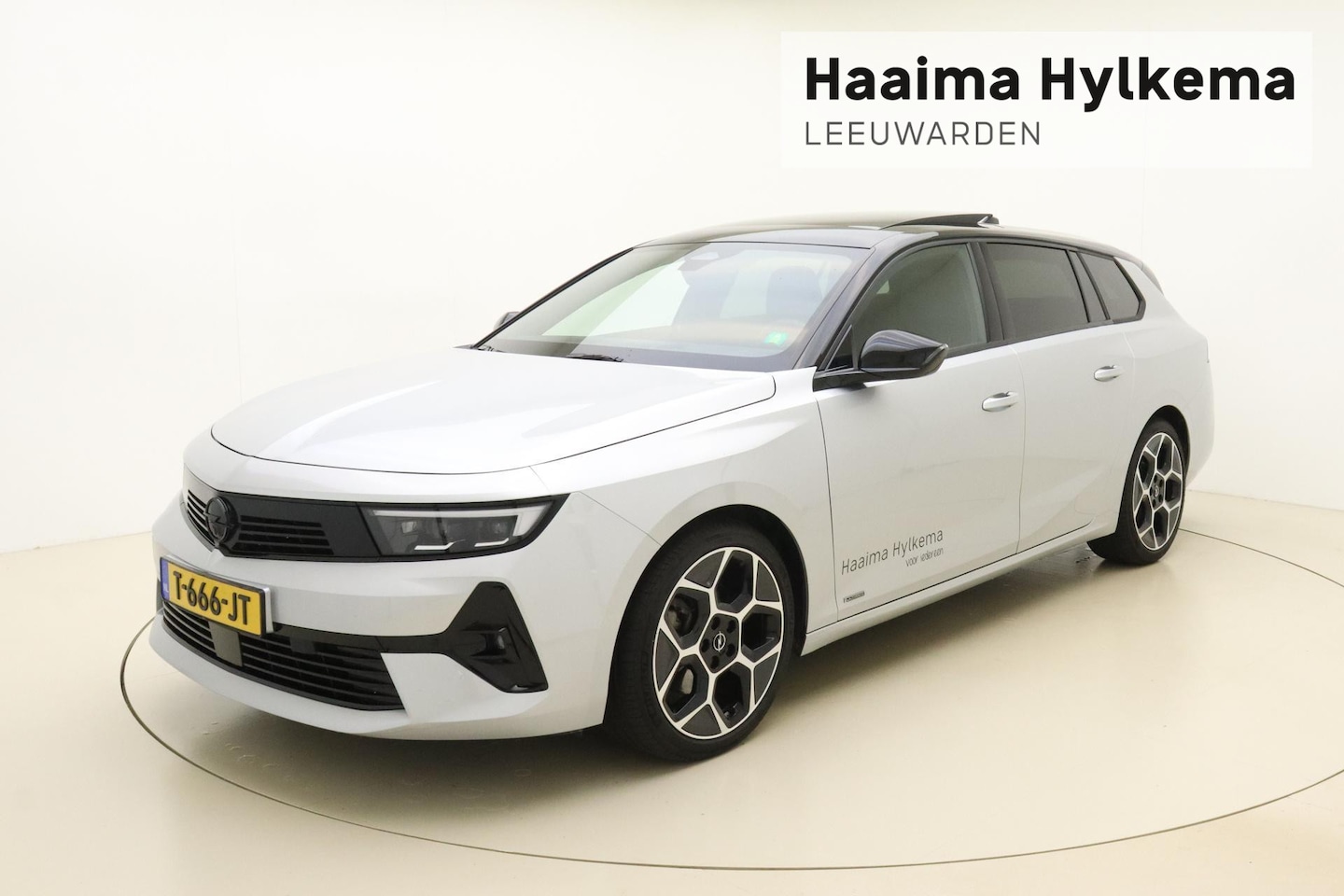 Opel Astra Sports Tourer - 1.2 Ultimate Automaat | Navigatie | Panoramisch schuifdak | Stoel & Stuurverwarming | Lich - AutoWereld.nl