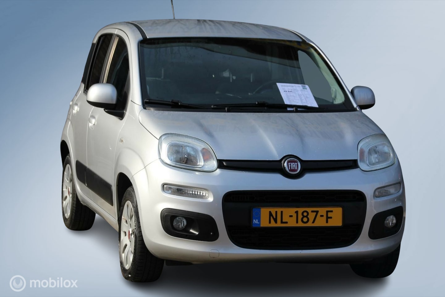 Fiat Panda - TwinAir Turbo 80 Lounge, 4seizoenenbanden, parkeersensoren achter - AutoWereld.nl