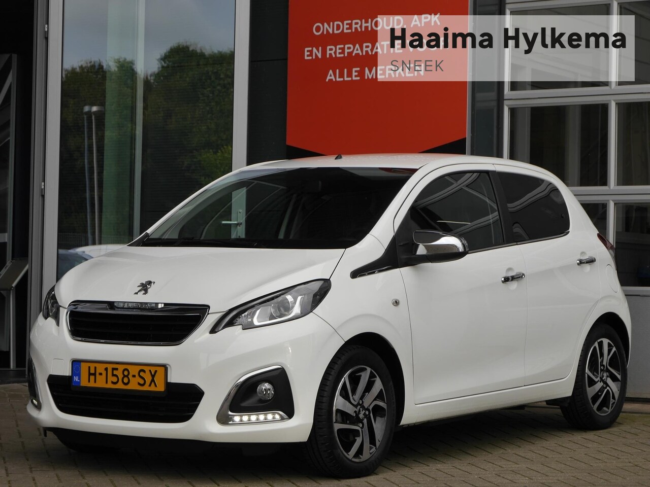 Peugeot 108 - 1.0 e-VTi Allure | Camera | Getint Glas | Climate control | Lichtmetalen velgen | Radio us - AutoWereld.nl