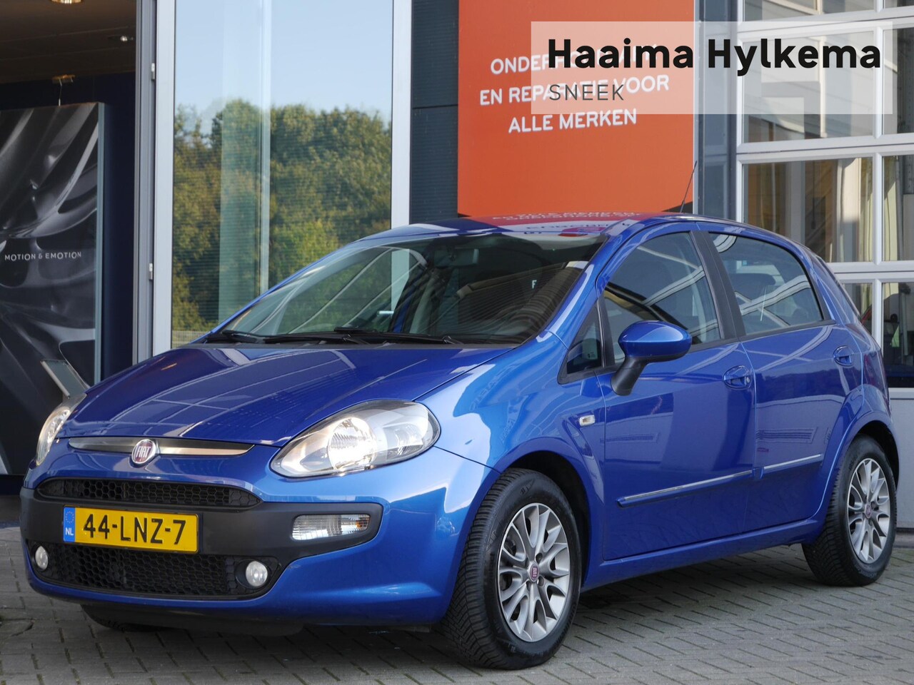 Fiat Punto Evo - 1.4-16V Multiair Racing | Afneembare Trekhaak | Parkeersensoren (achter) | Cruise Control - AutoWereld.nl