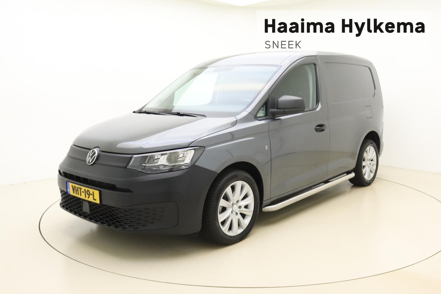 Volkswagen Caddy Cargo - 2.0 TDI Comfort | Lichtmetalen velgen | Trekhaak | Sidebars | Parkeersensoren achter | Ele - AutoWereld.nl