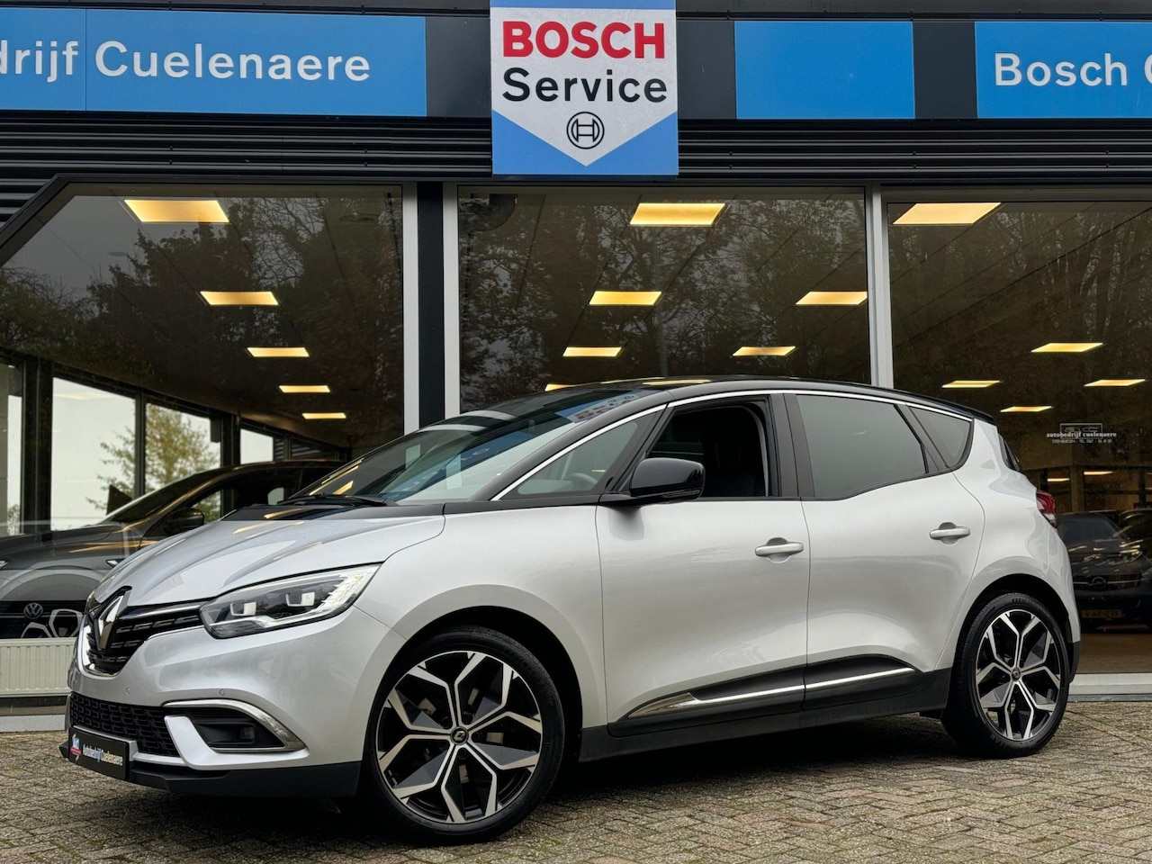 Renault Scénic - TCe 140 Intens Navi / Full LED / LM 19'' / Clima / Keyless - AutoWereld.nl