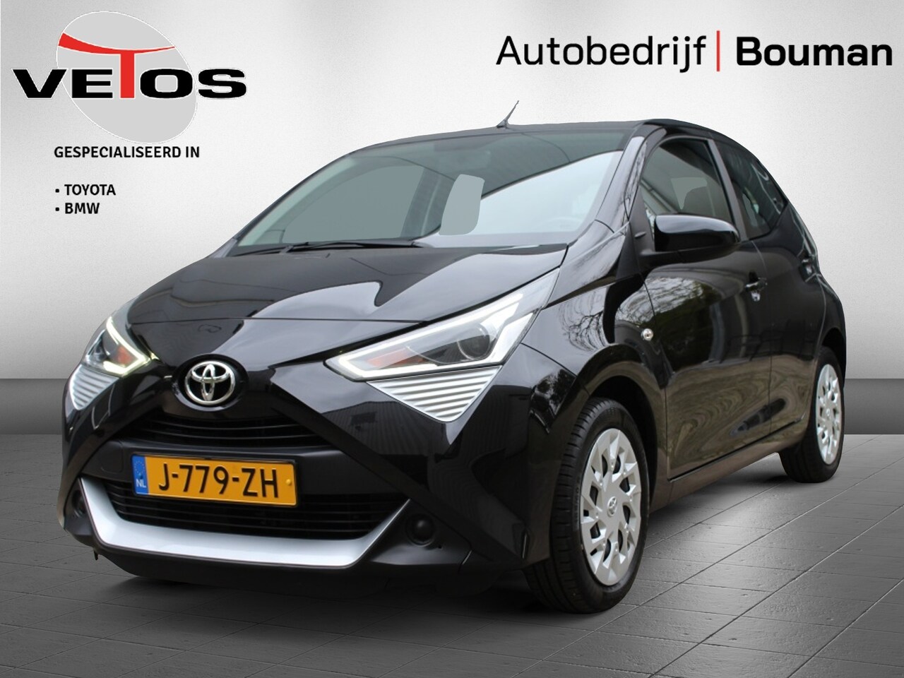 Toyota Aygo - 1.0 VVT-i x-play 1.0 VVT-i x-play - AutoWereld.nl