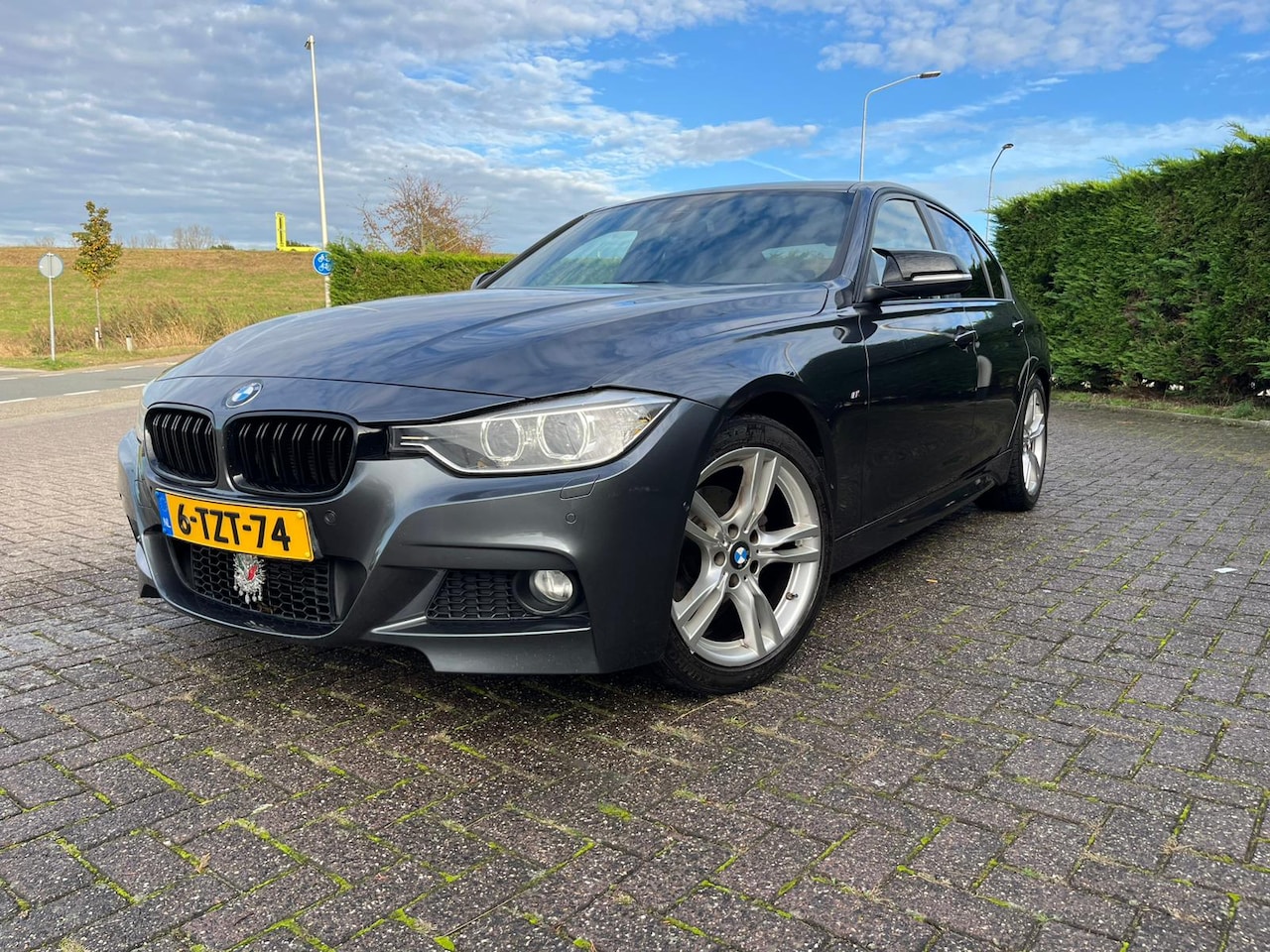 BMW 3-serie - 320i EfficientDynamics Edition Business M-Sport uitvoering - AutoWereld.nl