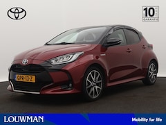 Toyota Yaris - 1.5 Hybrid Executive Limited | Voorstoelen verwarmd | Camera | Climate Control |