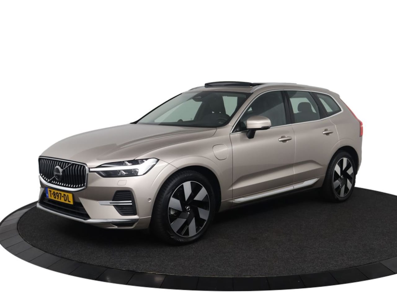 Volvo XC60 - T6 AWD Ultimate Bright | Full Option | Bowers & Wilkins | Luchtvering | Head-Up Display | - AutoWereld.nl