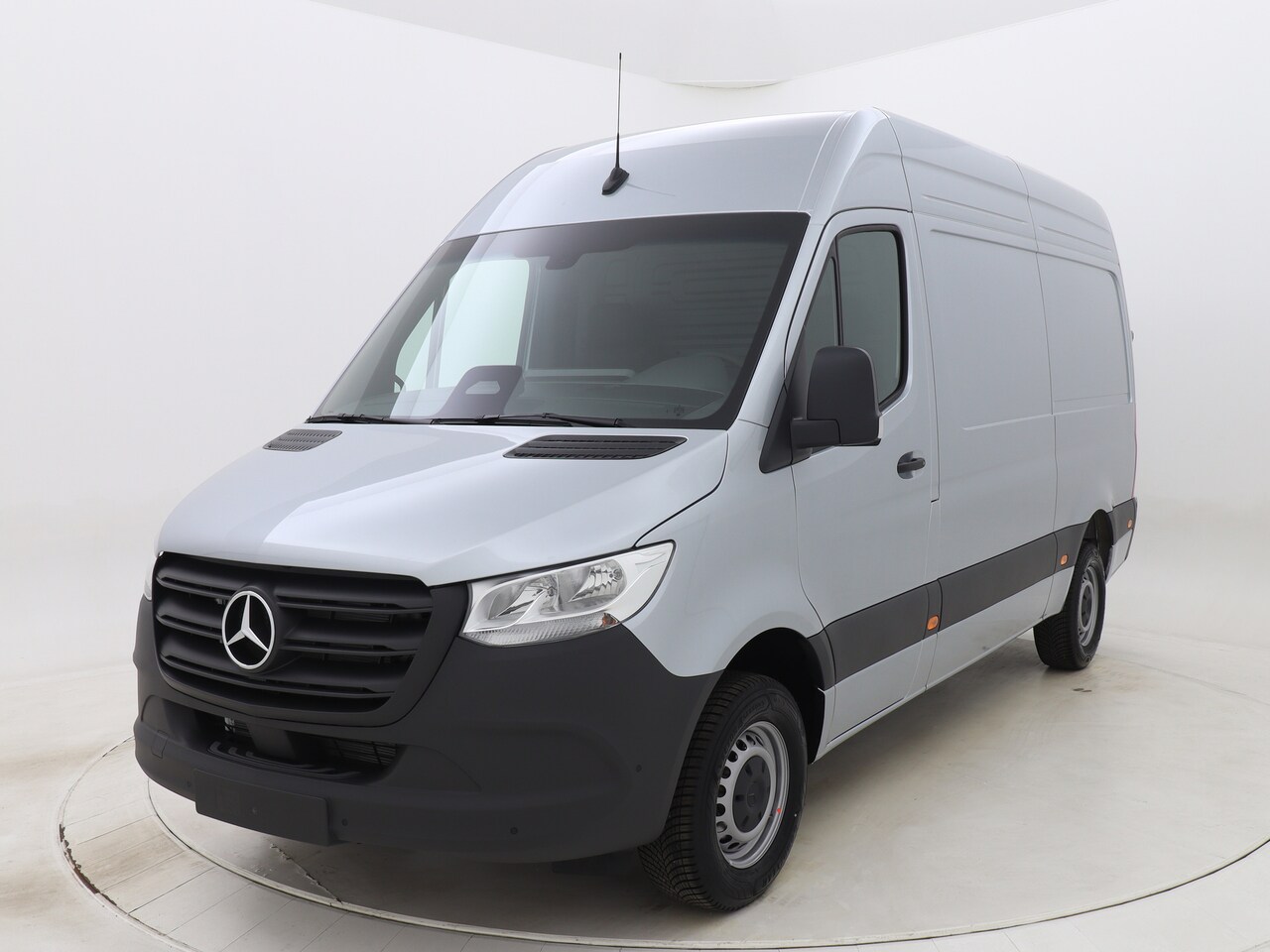 Mercedes-Benz Sprinter - 315 CDI L2 RWD 150PK Automaat 3,5t trekhaak voorbereiding - AutoWereld.nl