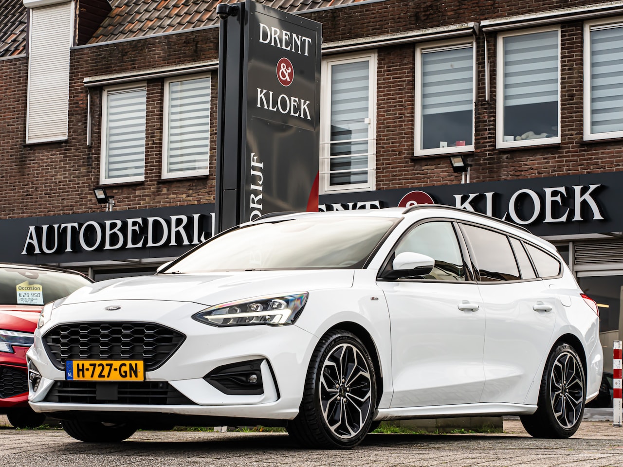 Ford Focus Wagon - 1.5 EcoBoost ST Line Business ORG NL LED STOEL EN STUURVERW ADAP CRUISE 129000KM!! - AutoWereld.nl