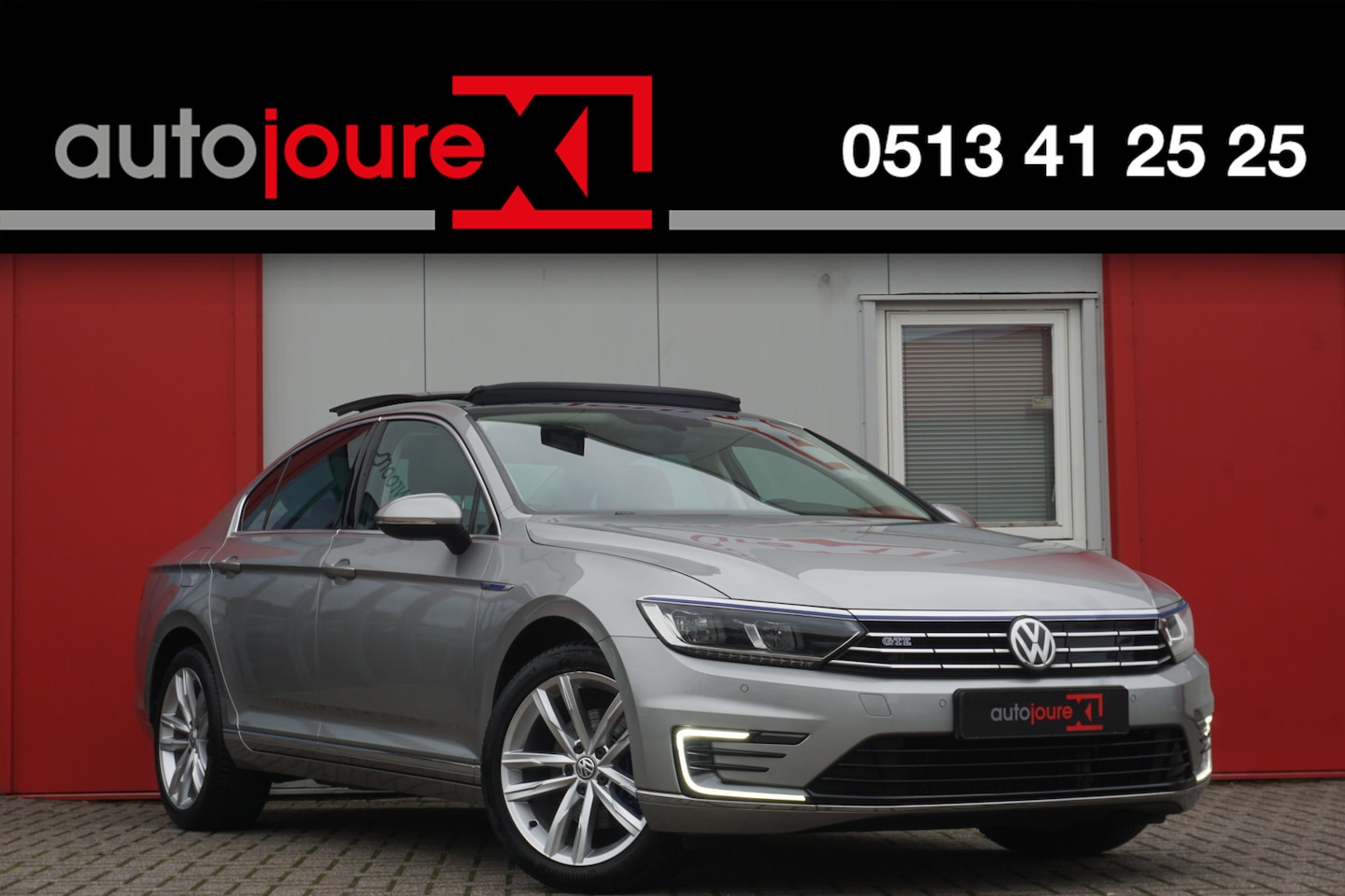 Volkswagen Passat - 1.4 TSI GTE Connected Series Plus | Schuif-/kanteldak | Virtual Cockpit | ACC | Camera | O - AutoWereld.nl