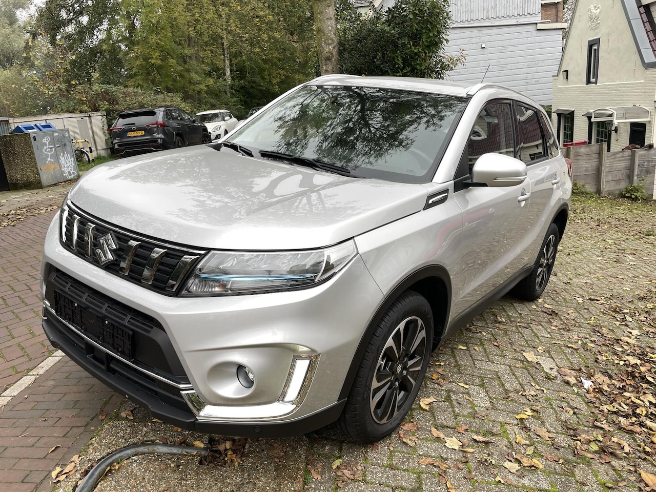 Suzuki Vitara - 1.4 Boosterjet Style Smart Hybrid 1.4 Boosterjet Style Smart Hybrid - AutoWereld.nl