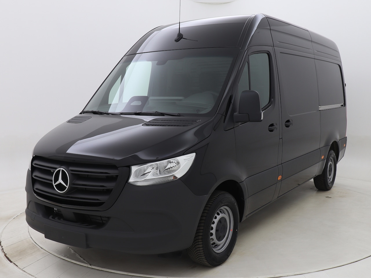 Mercedes-Benz Sprinter - 315 CDI 150pk Automaat L2H2 RWD Pro 2X Schuifdeur 3,5t trekhaak voorbereiding, smartphone - AutoWereld.nl