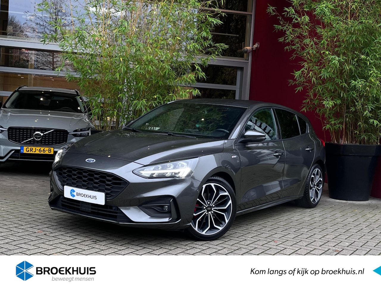 Ford Focus - 1.0 EcoB. ST Line X | Navi | B&O | LED | Adapt. Cruise | Winterpack | 18'' - AutoWereld.nl