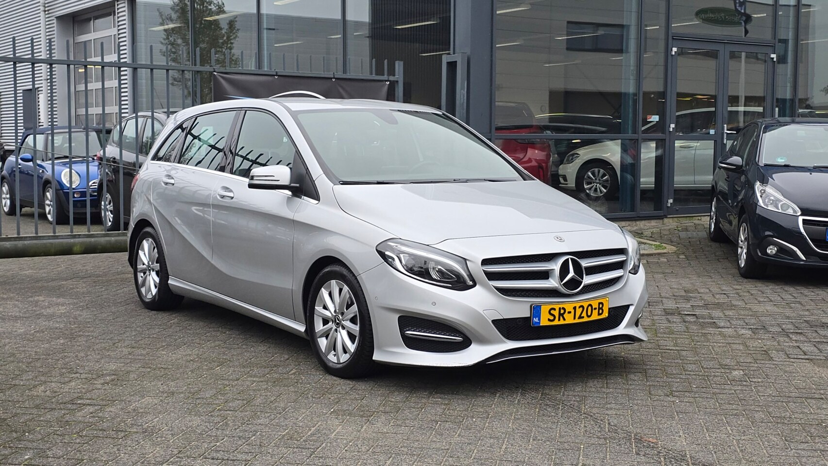 Mercedes-Benz B-klasse - 180 Blue Efficiency Business 180 Blue Efficiency Business - AutoWereld.nl