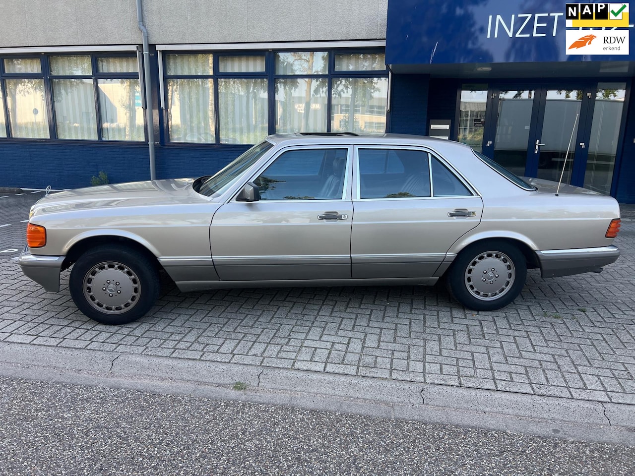 Mercedes-Benz S-klasse - 260 SE 260 SE ((( AUTOMAAT / AUTO IS IN NIEUWE STAAT ))) - AutoWereld.nl