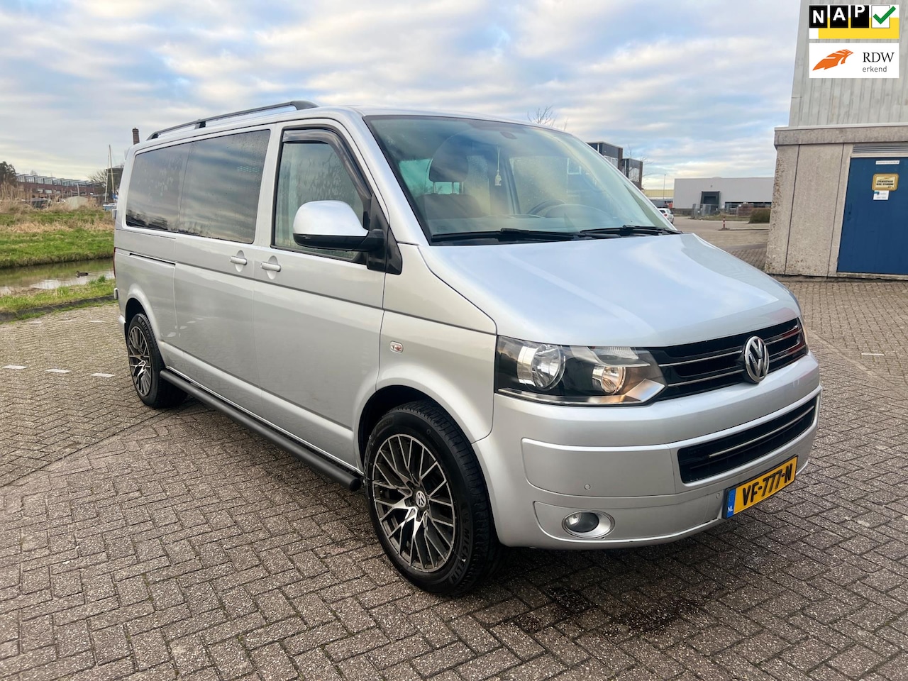 Volkswagen Transporter - 2.0 TDI L2H1 2.0 TDI L2H1 (( dubbelcabine/ nieuwe apk/automaat)) - AutoWereld.nl