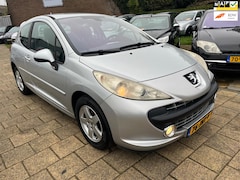 Peugeot 207 - 1.4-16V XS