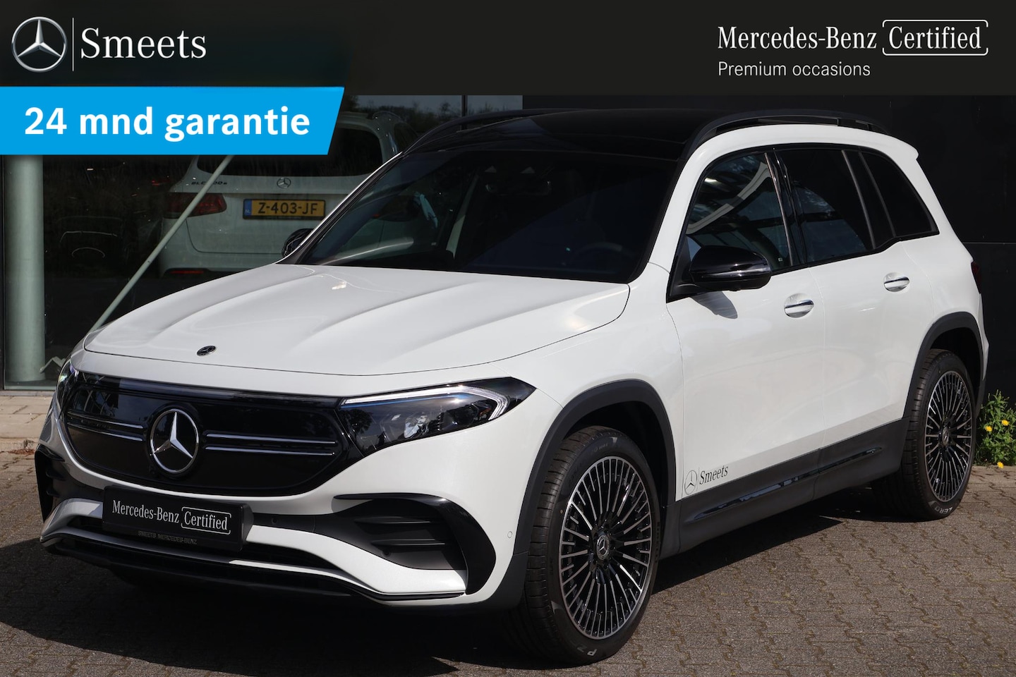 Mercedes-Benz EQB - 250 AMG Line 67 kWh Memory Seats | Panoramadak | Keyless Entry | Dodehoekassistent | Panor - AutoWereld.nl