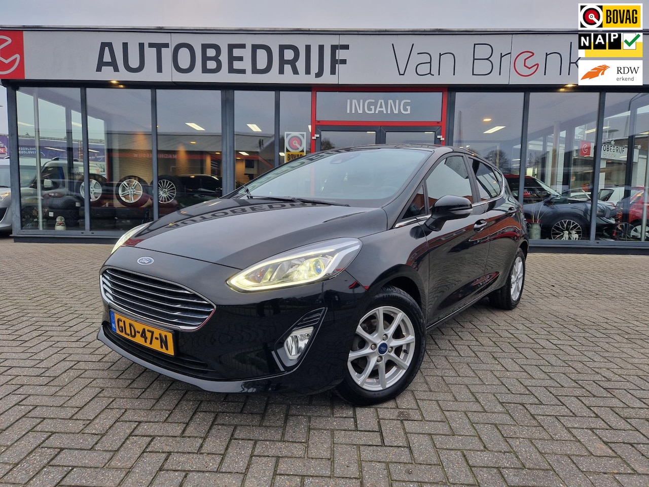 Ford Fiesta - 1.0 EcoBoost Titanium X | Carplay | Stoel/Stuurverwarming - AutoWereld.nl