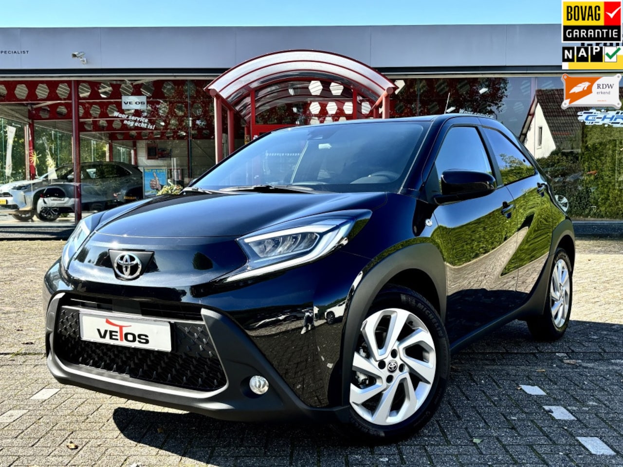 Toyota Aygo X - 1.0 VVT-i First Edition | CarPlay | Camera | Stoeverw. | 17'' - AutoWereld.nl