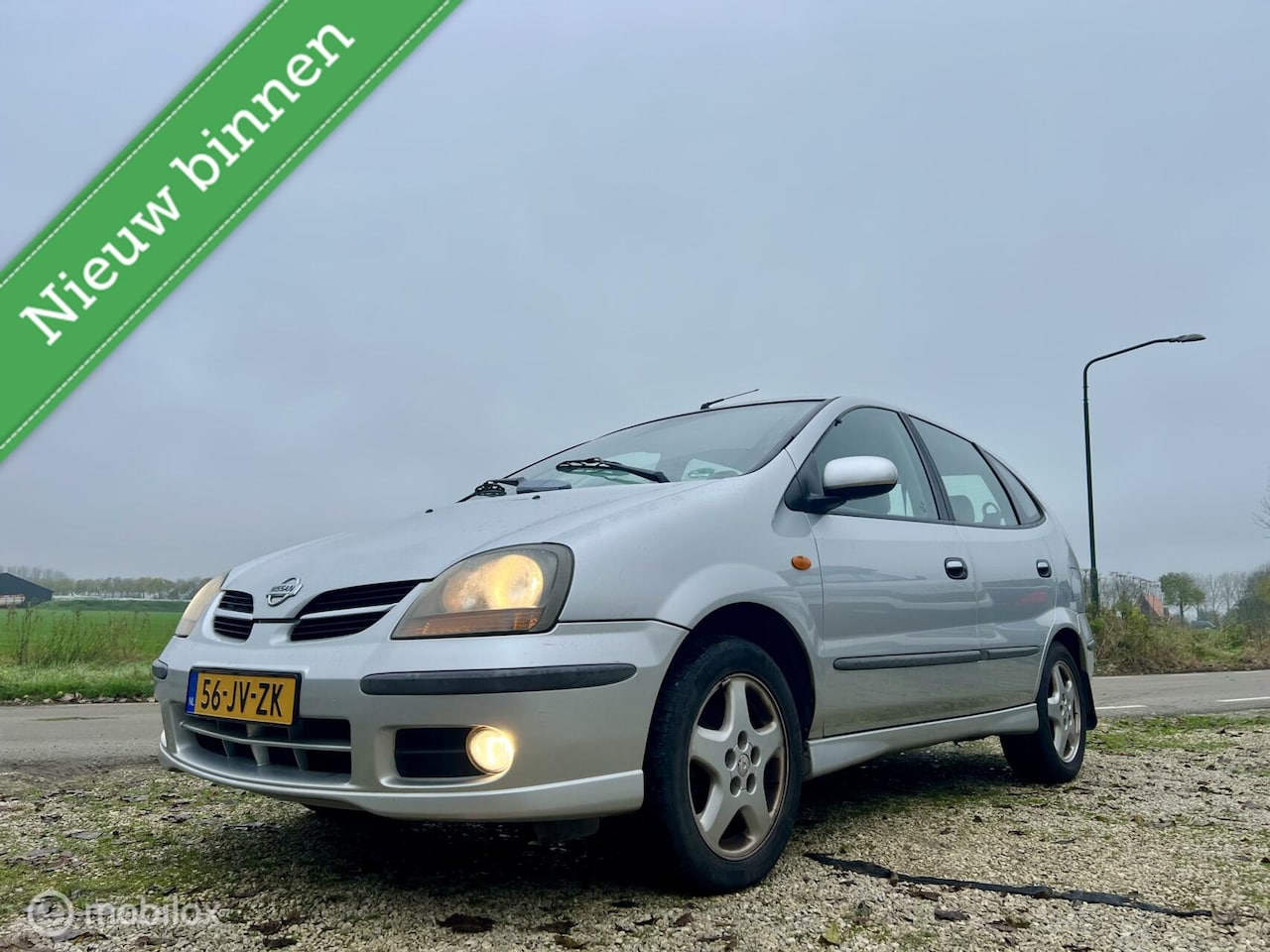 Nissan Almera Tino - 1.8 Luxury 1.8 Luxury, BJ 2002, Airco, Hoge Instap - AutoWereld.nl