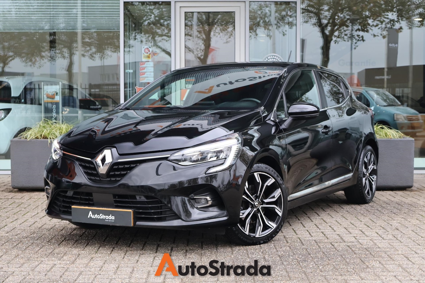 Renault Clio - 1.3 TCe Intens 130pk | Camera | LED | Carplay | Cruise | Climate - AutoWereld.nl