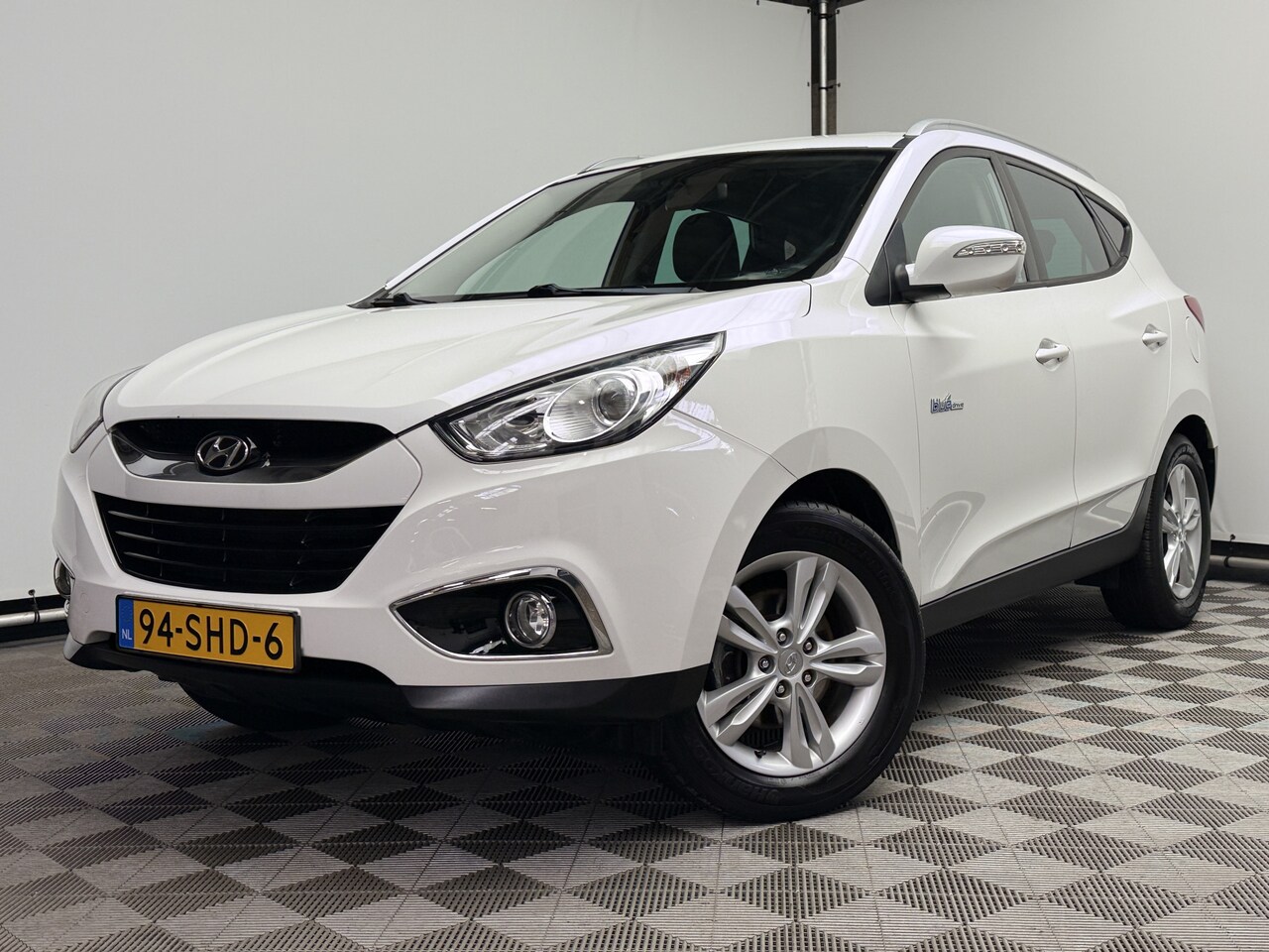 Hyundai ix35 - 1.6i GDI Business Edition Navi ECC NL Auto - AutoWereld.nl