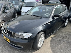 BMW 1-serie - 116i Corporate 263.000km BJ 04-2009