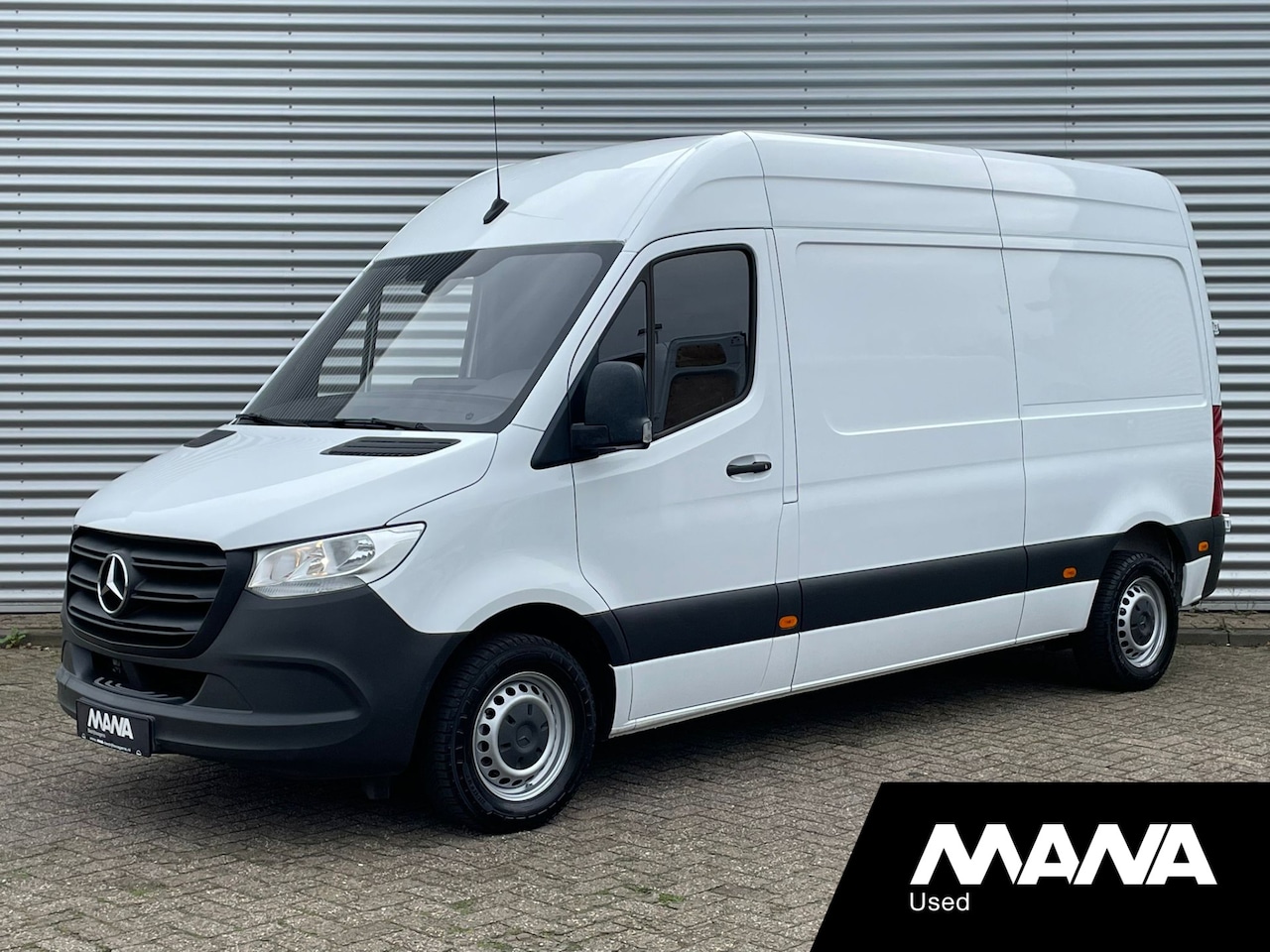 Mercedes-Benz Sprinter - 215CDI L2H2 FWD Automaat Airco Camera Sensoren Carplay Bluetooth Cruise Multifunctioneel s - AutoWereld.nl