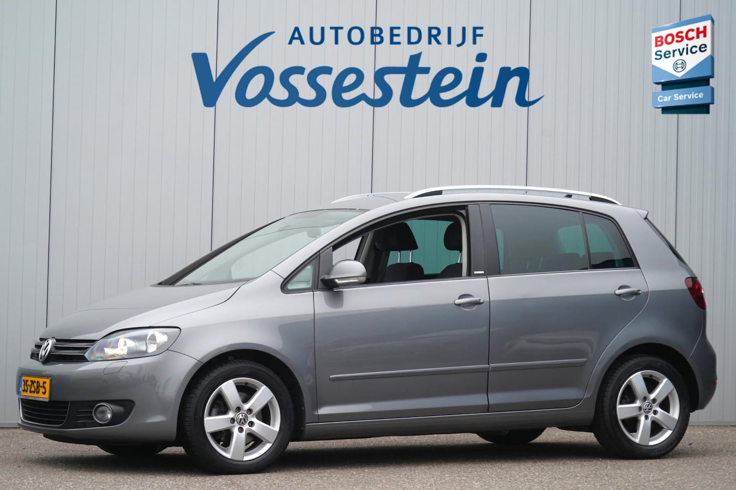 Volkswagen Golf Plus - 1.4 TSI Highline / Navi / Climate / Cruise / Stoelverw. / Trekhaak / PDC V + A - AutoWereld.nl