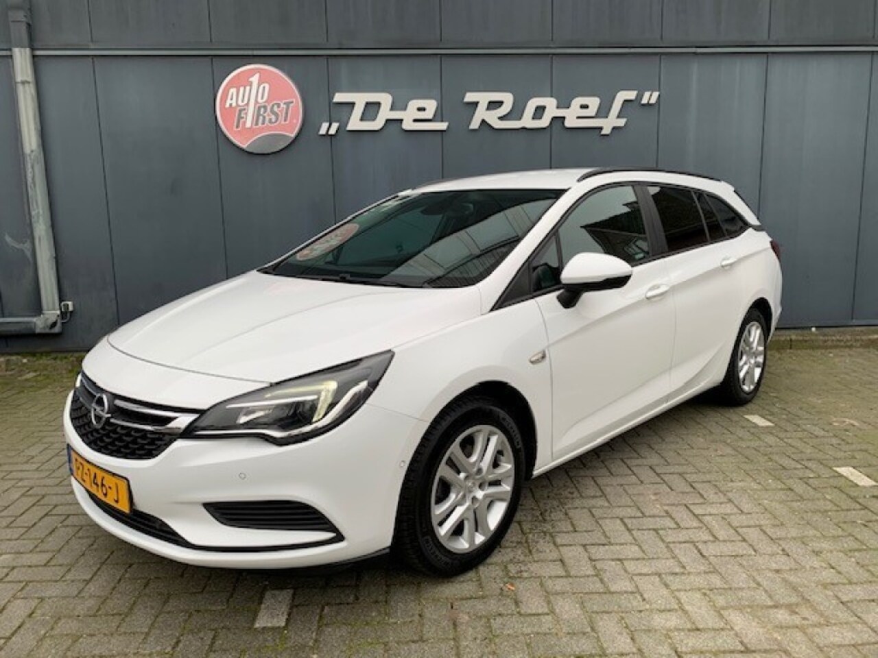 Opel Astra - 1.0 ONLINE ED. NAVI TREKHAAK CRUISE - AutoWereld.nl