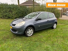 Renault Clio - 1.2-16V Expression / Airco / isofix /