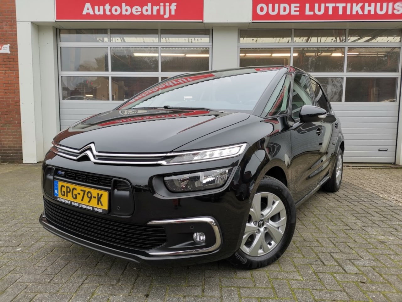 Citroën C4 Picasso - 1.2 PureTech Feel 130PK Navi Trekhaak Cruise Carplay - AutoWereld.nl