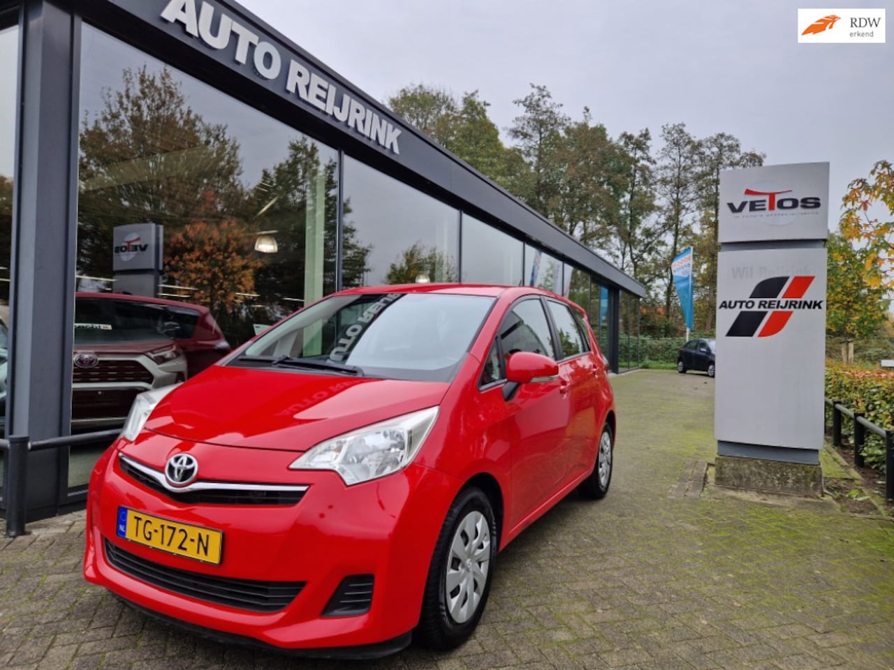 Toyota Verso S - 1.3 VVT-i Comfort Plus/TREKHAAK/NAVI/CAMERA/AIRCO - AutoWereld.nl