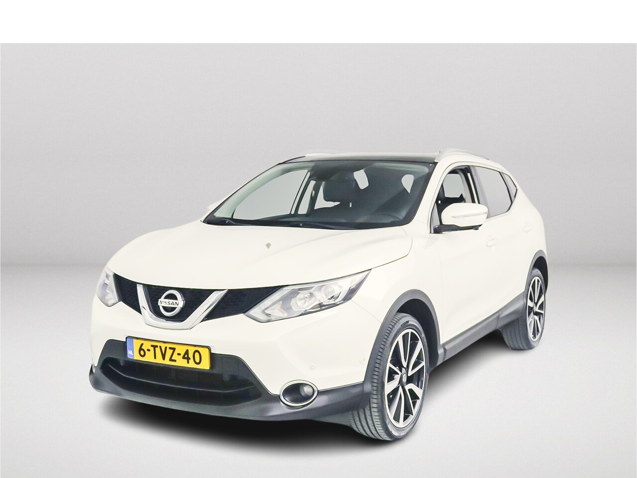 Nissan Qashqai - Tekna | Panoramadak | Parkeercamera | Keyless . - AutoWereld.nl