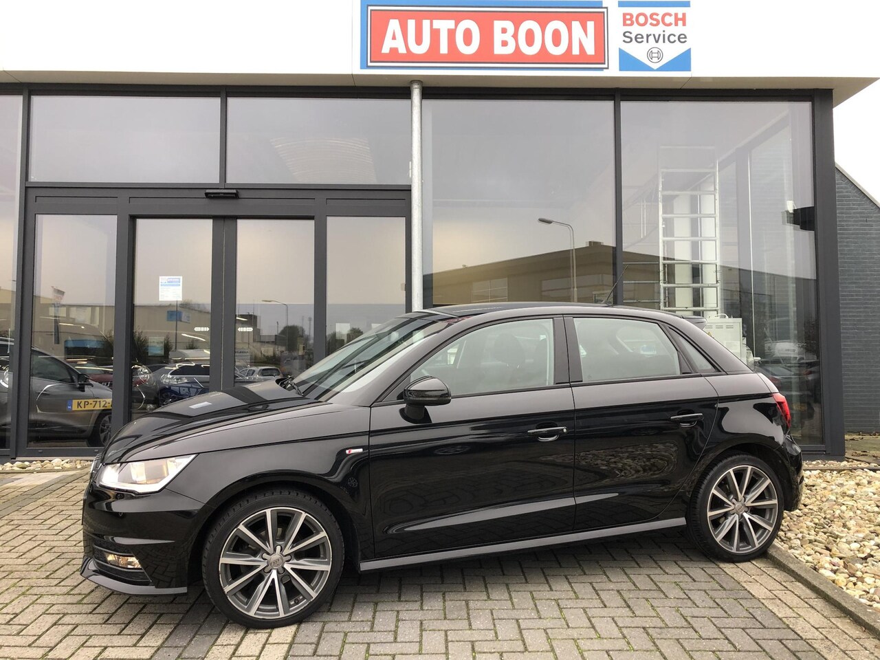 Audi A1 Sportback - 1.0TFSi AUTOMAAT S-LINE : NAVI/BT - PDC - LMV - CC - NL AUTO - KM=NAP - - AutoWereld.nl