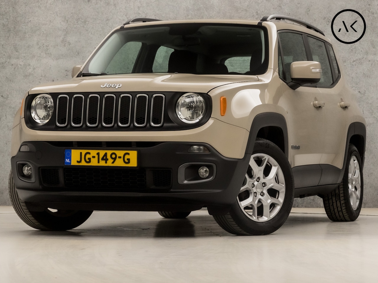 Jeep Renegade - 1.4 MultiAir Longitude 141Pk (LOGISCH NAP, NAVIGATIE, CRUISE, PARKEERSENSOREN, SPORTSTOELE - AutoWereld.nl