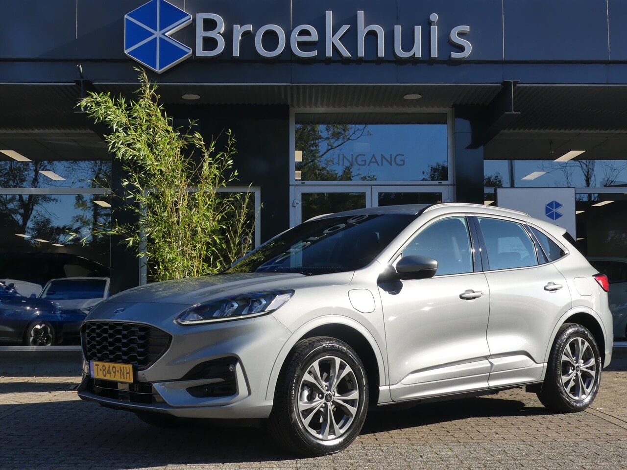 Ford Kuga - 2.5 PHEV 225PK ST-Line | TREKHAAK | NAVI | PARKEERSENSOREN | CAMERA | 18'' LMV | - AutoWereld.nl