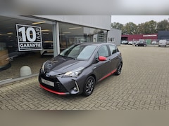 Toyota Yaris - 1.5 Hybride Design Red All-in | dealeronderhouden