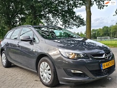 Opel Astra Sports Tourer - 1.4 Selection 2e eigenaar dealer onderhouden airco cruis control cv op afs