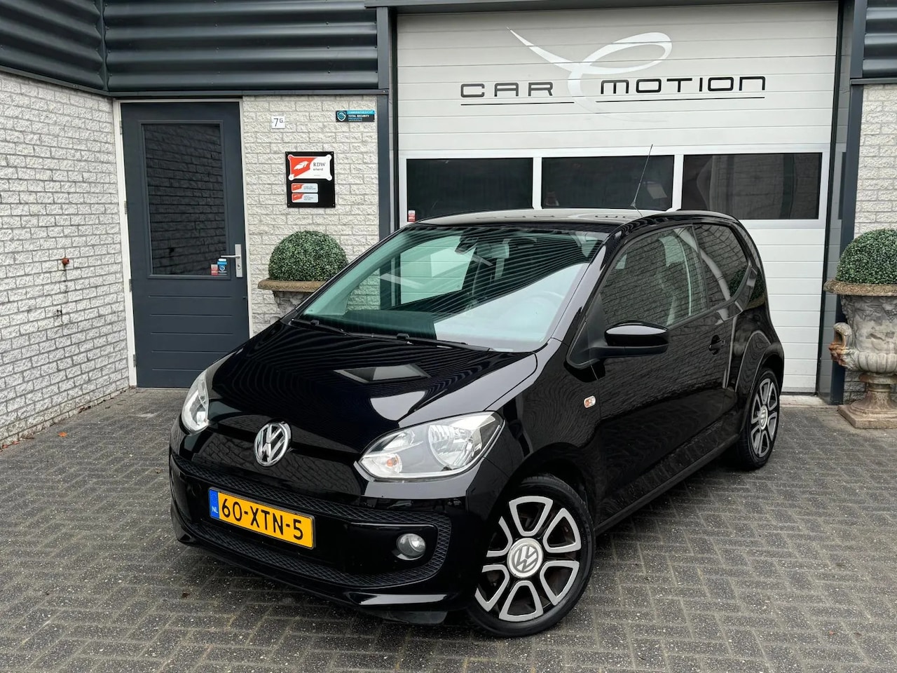 Volkswagen Up! - 1.0 high up! BlueMotion Org. NL Auto NAP - AutoWereld.nl