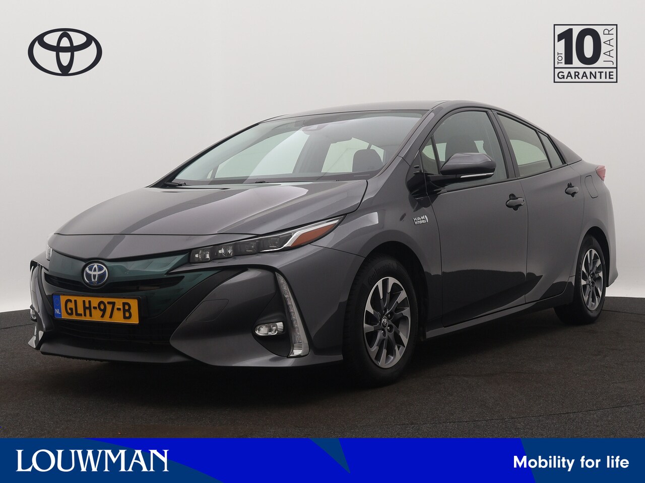 Toyota Prius - 1.8 Plug-In Hybrid Dynamic Limited | Navigatie | Dodehoek-detectie | 16' Velgen | - AutoWereld.nl