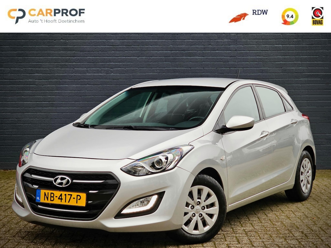 Hyundai i30 - / AUTOMAAT / AIRCO / PDC - AutoWereld.nl