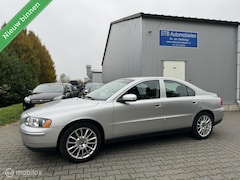 Volvo S60 - 2.4, Weinig kilometers, Uniek, Leder