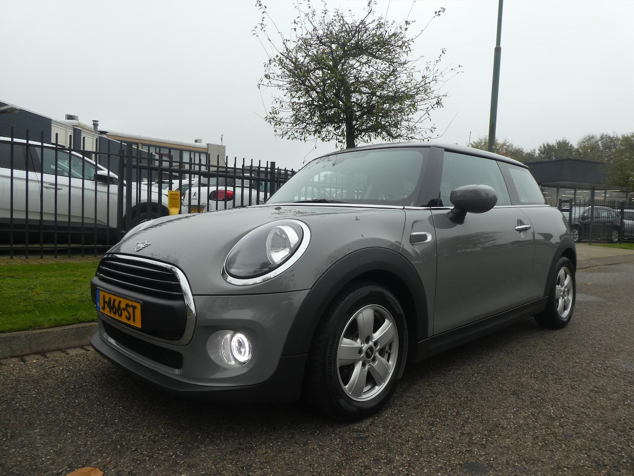 MINI One - Mini 3-Deurs (f56) 1.5 102pk Automaat Navigatie NL-Auto Climatronic - AutoWereld.nl