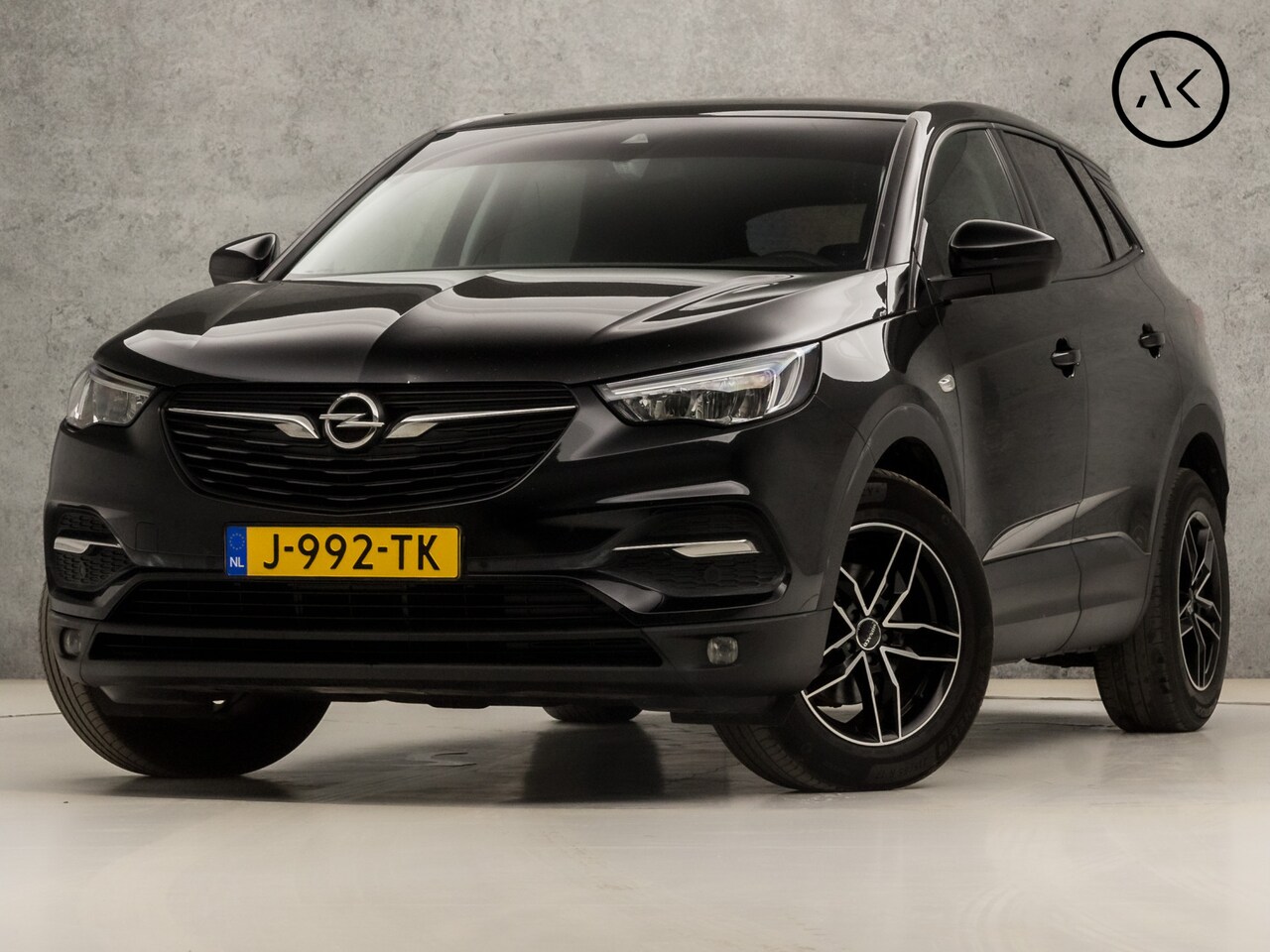 Opel Grandland X - 1.2 Turbo Sport Automaat (GROOT NAVI, APPLE CARPLAY, CAMERA, LED KOPLAMPEN, CLIMATE, ELEK - AutoWereld.nl