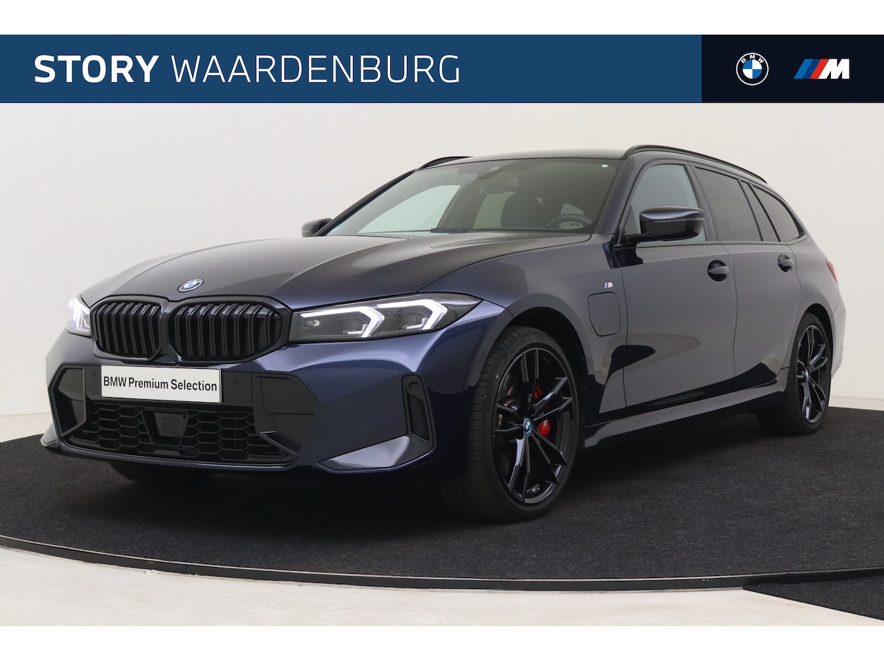 BMW 3-serie Touring - 330e High Executive M Sport Automaat / Sportstoelen / Stoelverwarming / Adaptieve LED / Ha - AutoWereld.nl