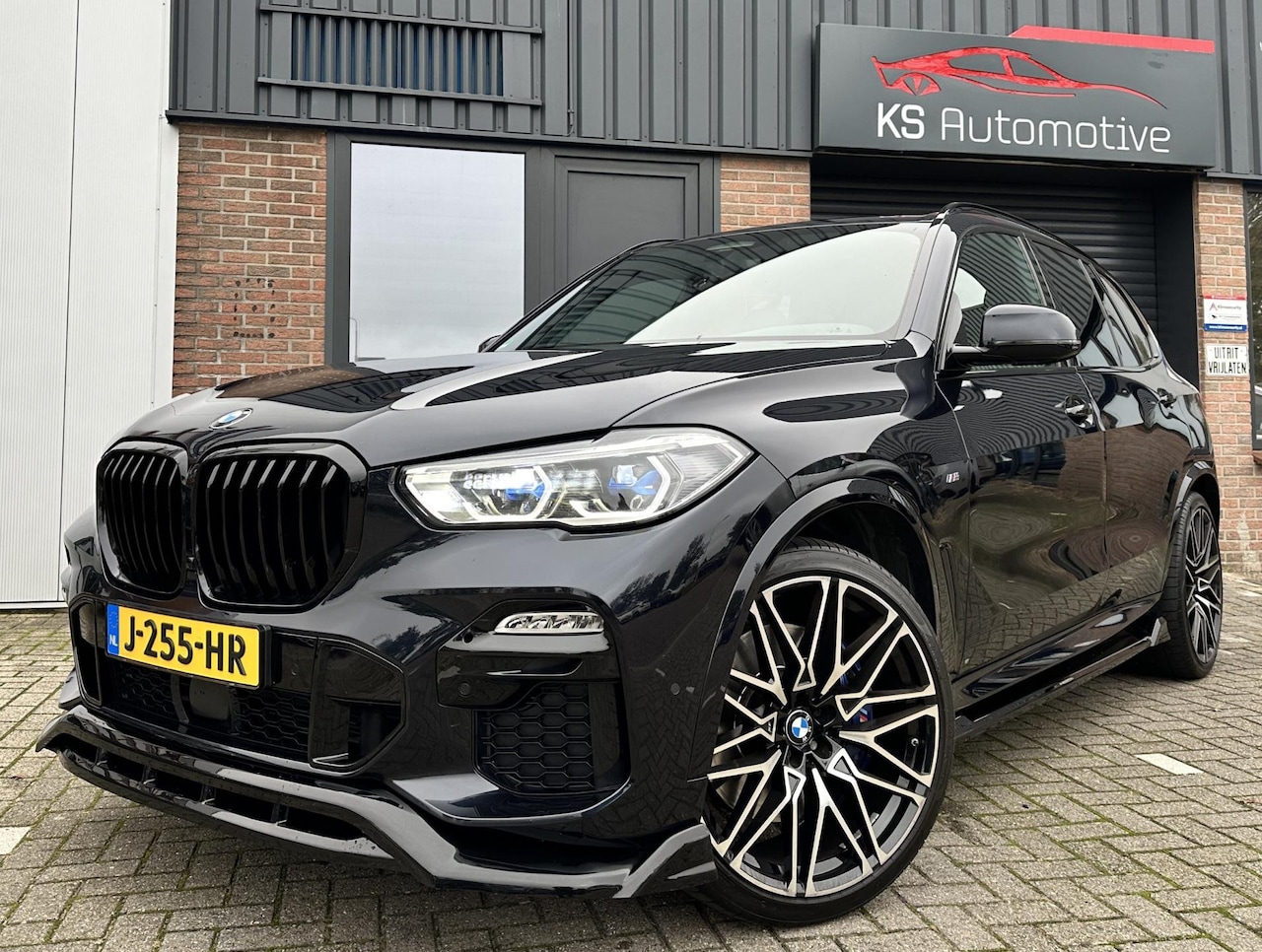 BMW X5 - 40i Xdrive 340PK High Executive Laser | PANO | 22'' - AutoWereld.nl