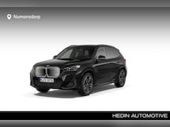 BMW iX1 - xDrive30 | M-Sport | 19'' | Panorama. | Harman/Kardon | Trekhaak | Comf. Acc. | Driv. Ass.