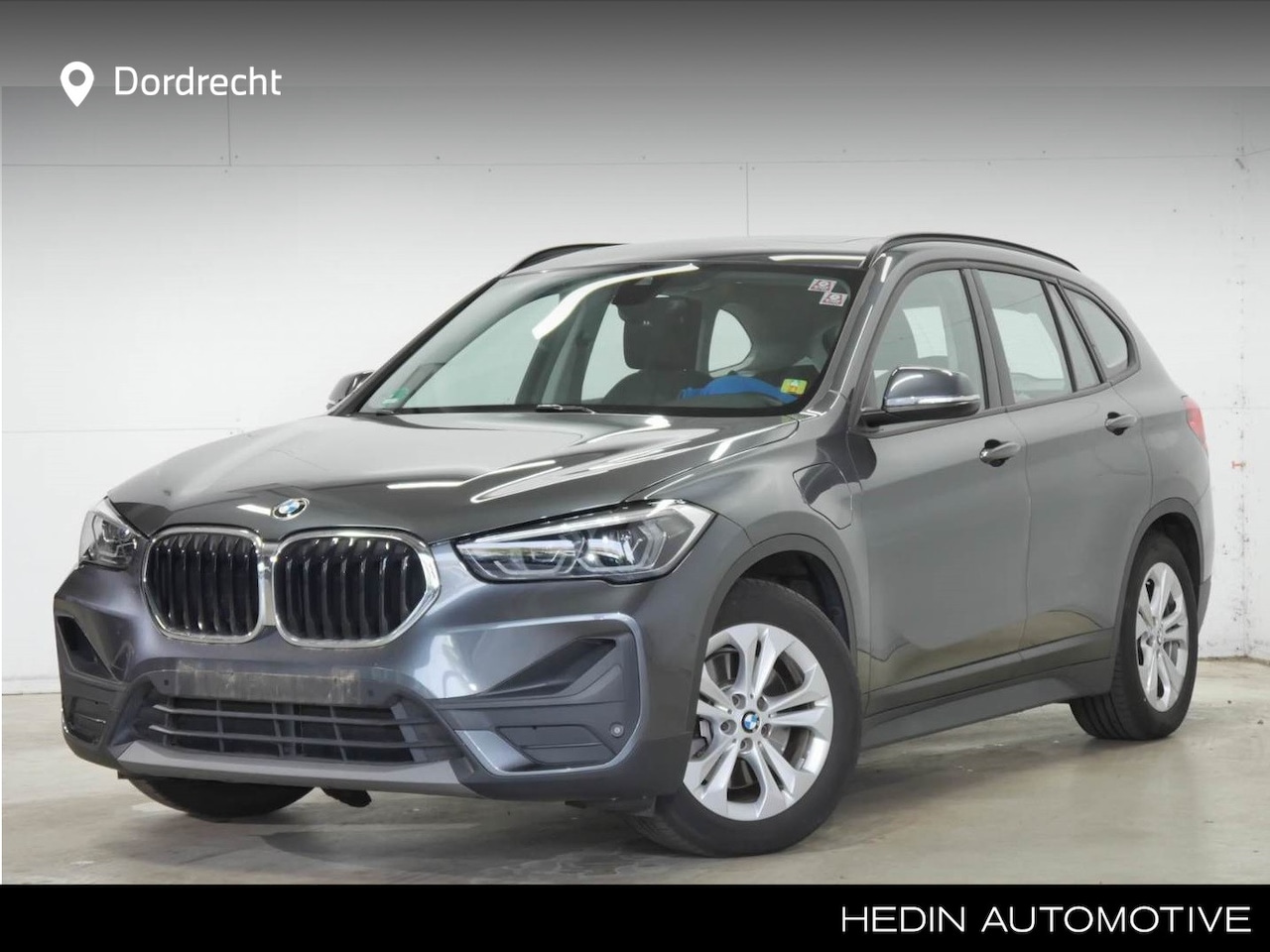 BMW X1 - xDrive25e eDrive Edition | Panorama | Stoel+Stuurverwarming | Hifi - AutoWereld.nl