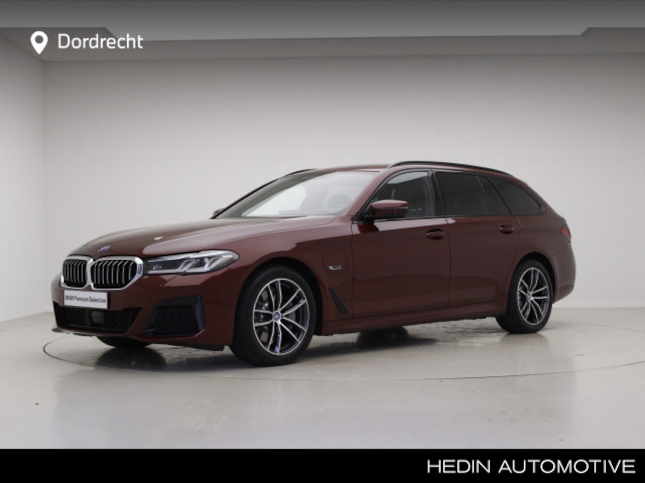 BMW 5-serie Touring - 530e M-Sport | Driving Assistant Professional | Head-Up | - AutoWereld.nl